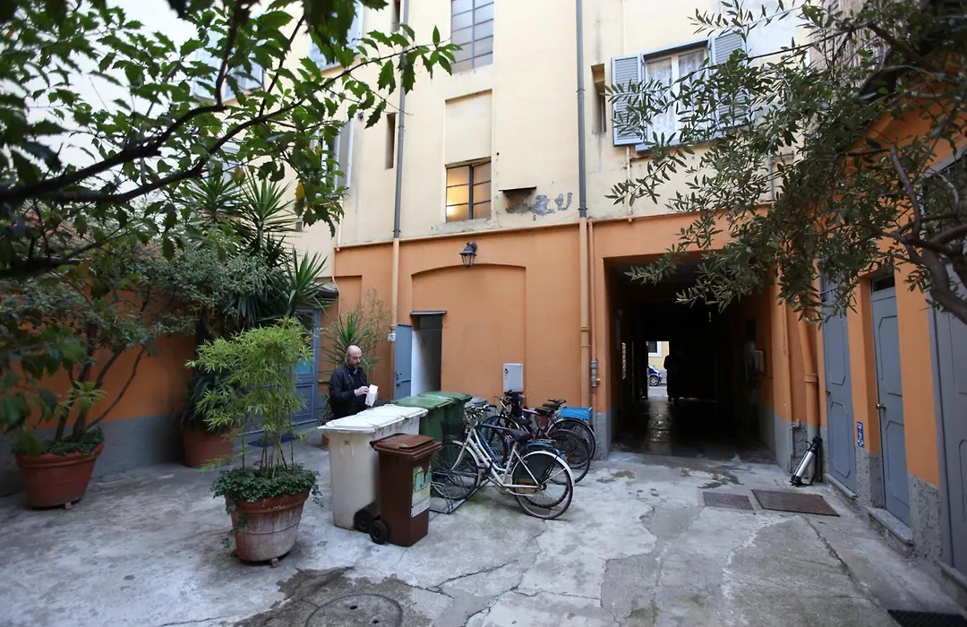 Just Urban Stays - Stylish 1Br In City Center - Balcony And Metro M2 M4-1