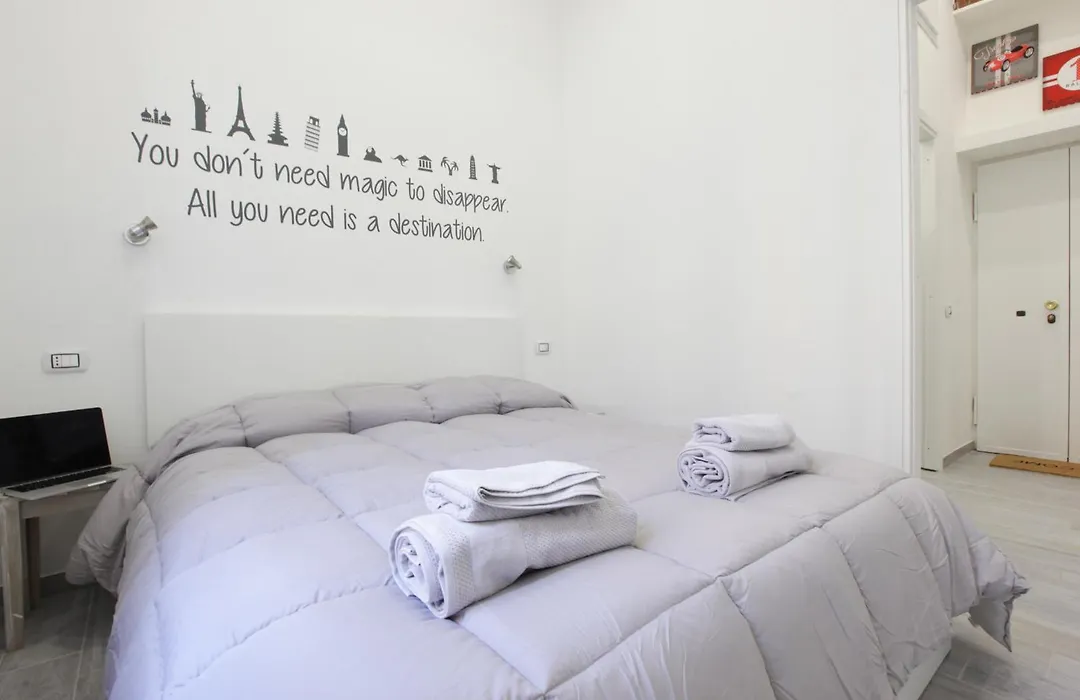 Just Urban Stays - Stylish 1Br In City Center - Balcony And Metro M2 M4-1